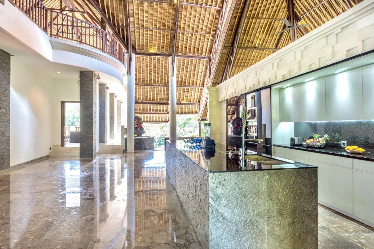 The Manipura Luxury Estate And Up To 18 Person, Fully Serviced Villa